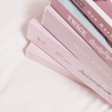 Pink aesthetic widget