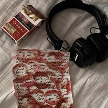 small red downtown widget