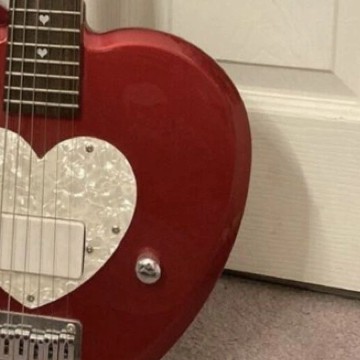 heart guitar small widget 